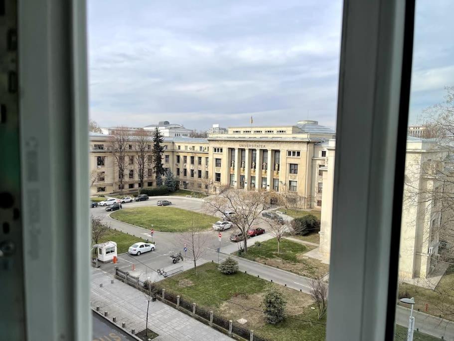 Studio Facultatea De Drept Bucharest Luaran gambar