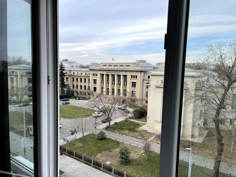 Studio Facultatea De Drept Bucharest Luaran gambar